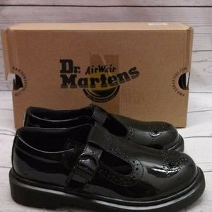Dr. Airwair martens shoes black girl new